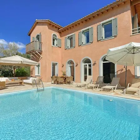 Sleeps 8 Pool Air Con Wifi * Syvota